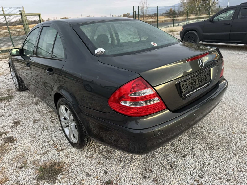 Mercedes-Benz E 200, снимка 4 - Автомобили и джипове - 47993234