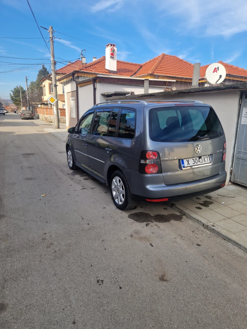 VW Touran, снимка 4 - Автомобили и джипове - 48684983