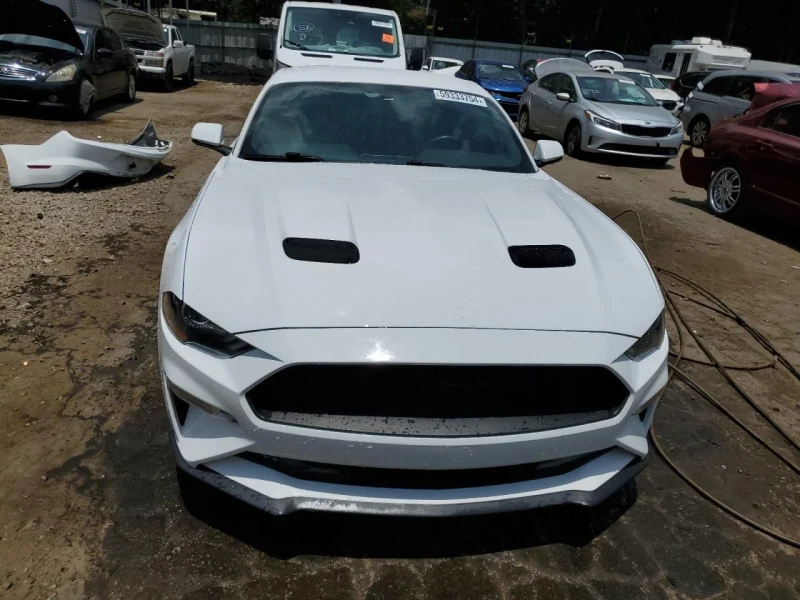 Ford Mustang, снимка 2 - Автомобили и джипове - 48748341