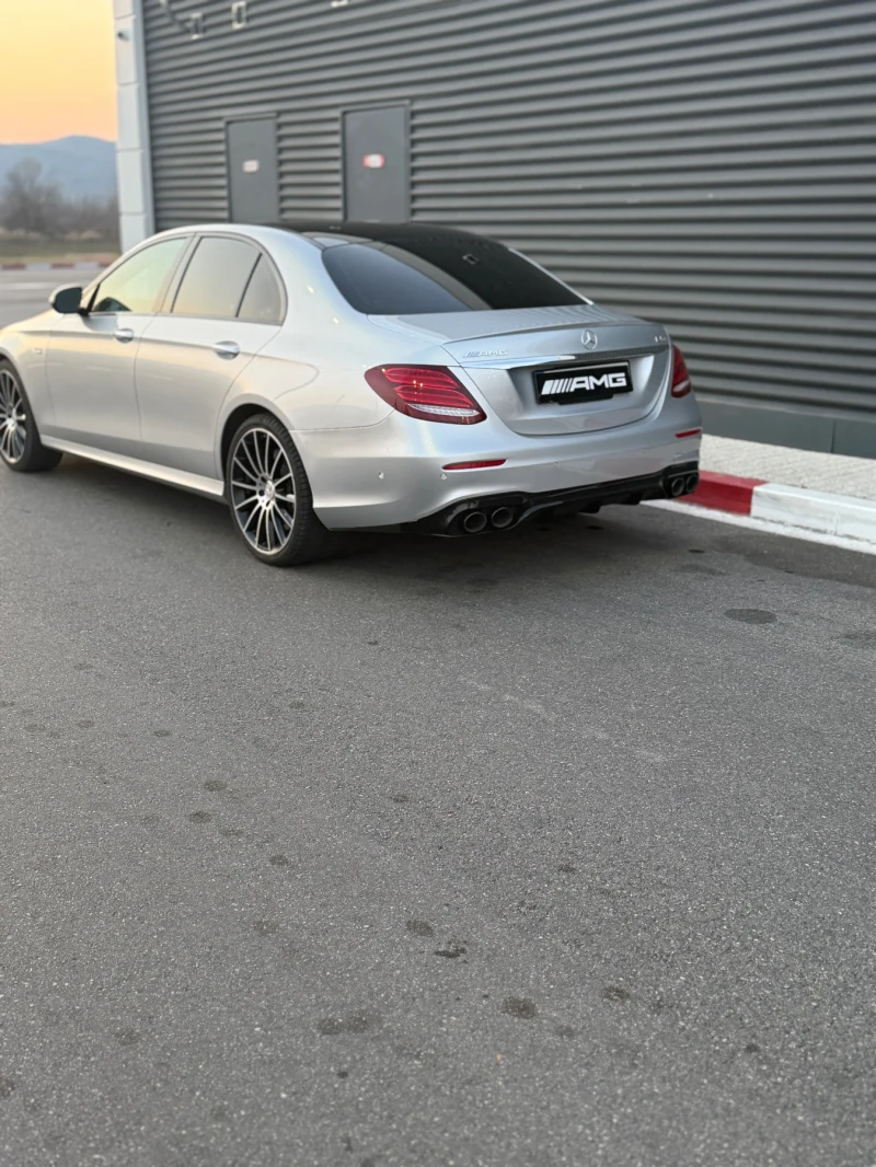 Mercedes-Benz E 53 AMG 4 MATIC + , снимка 5 - Автомобили и джипове - 49028114