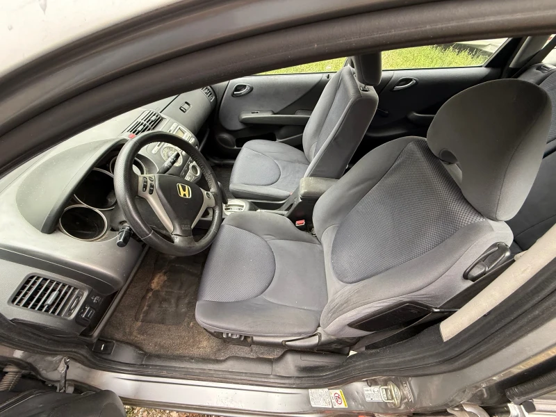 Honda Jazz, снимка 6 - Автомобили и джипове - 52445735