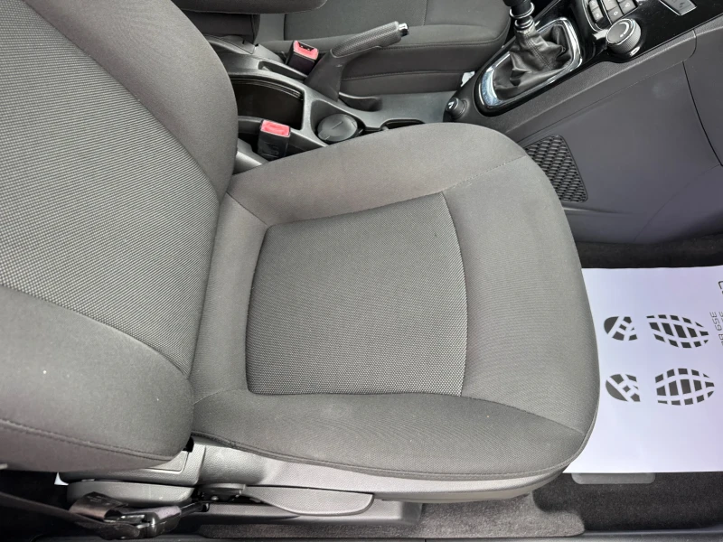 Chevrolet Orlando 2.0D 7 местен* ЛИЗИНГ* БАРТЕР, снимка 10 - Автомобили и джипове - 52554171