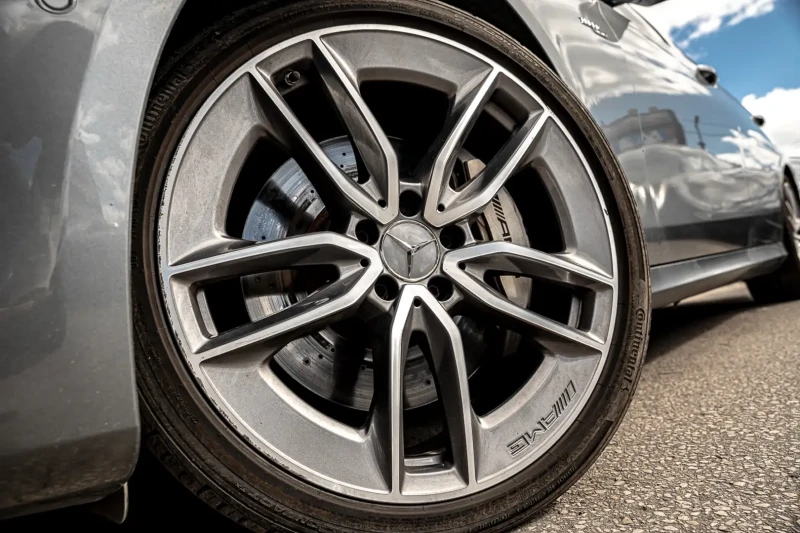 Mercedes-Benz E 53 AMG CARBON, ALCANTARA, BURMESTER, FULL MAXXX* * , снимка 4 - Автомобили и джипове - 52636077