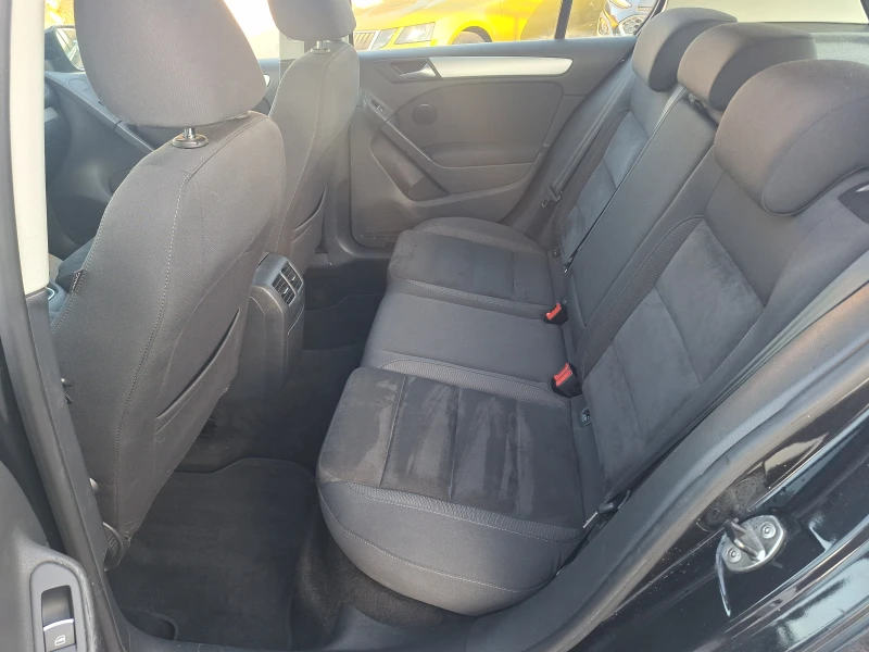 VW Golf 2.0tdi 140ks 4x4 Full!, снимка 13 - Автомобили и джипове - 53154444