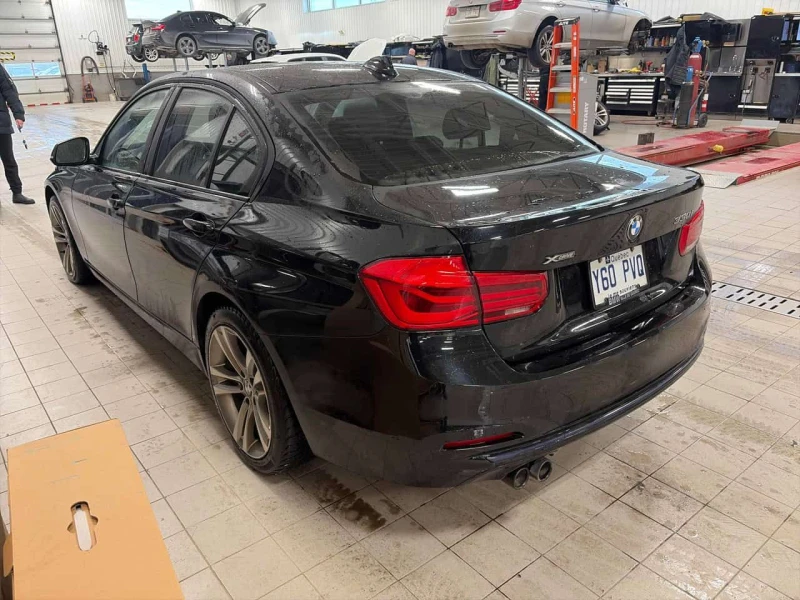 BMW 330 xDrive * SPORT LINE * PANO * ПОДГРЕВИ * CARFAX * , снимка 2 - Автомобили и джипове - 53513326