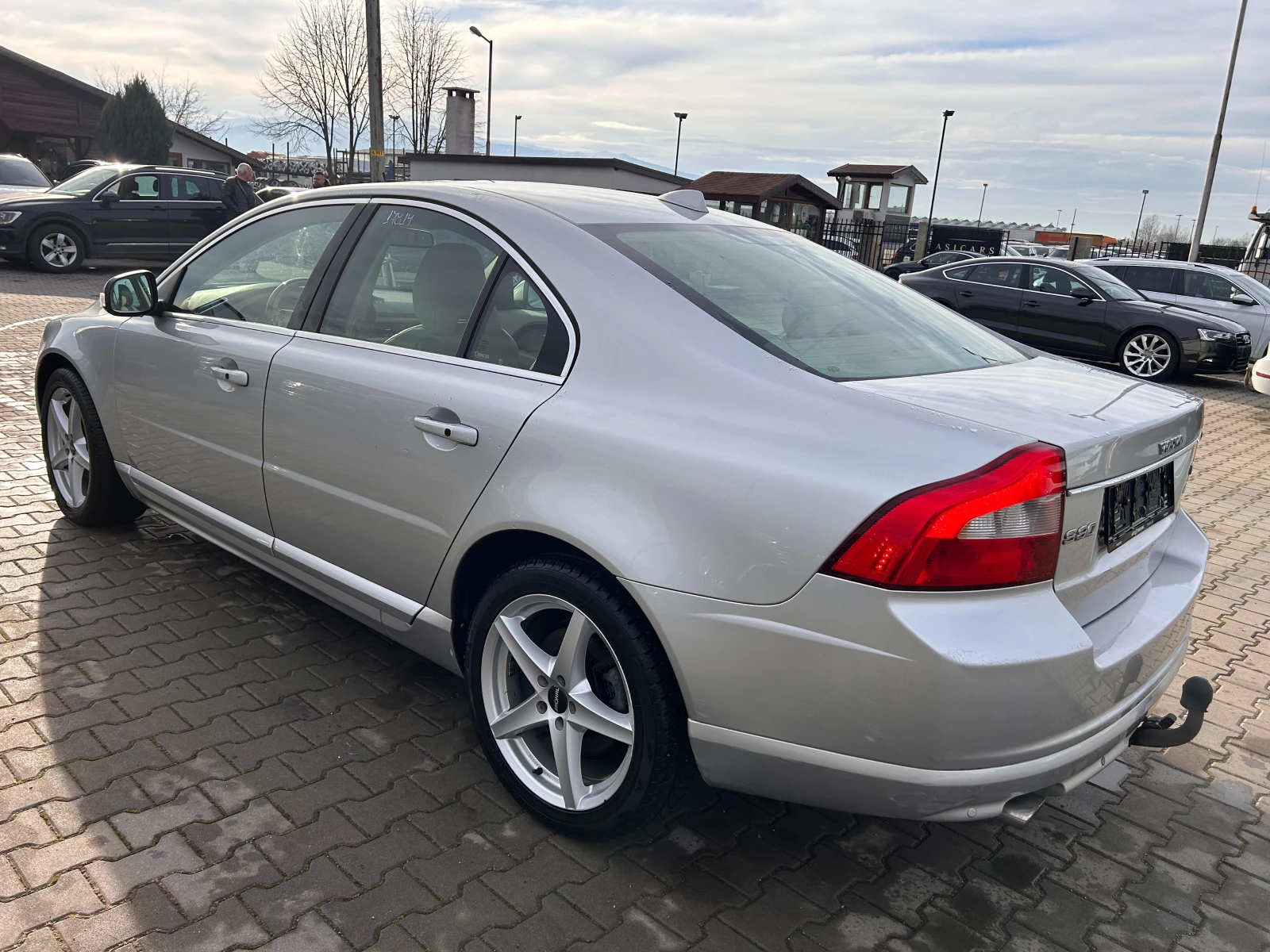 Volvo S80 4.4i V8 EXECUTIVE 4WD AVTOMAT/KOJA/NAVI - изображение 8