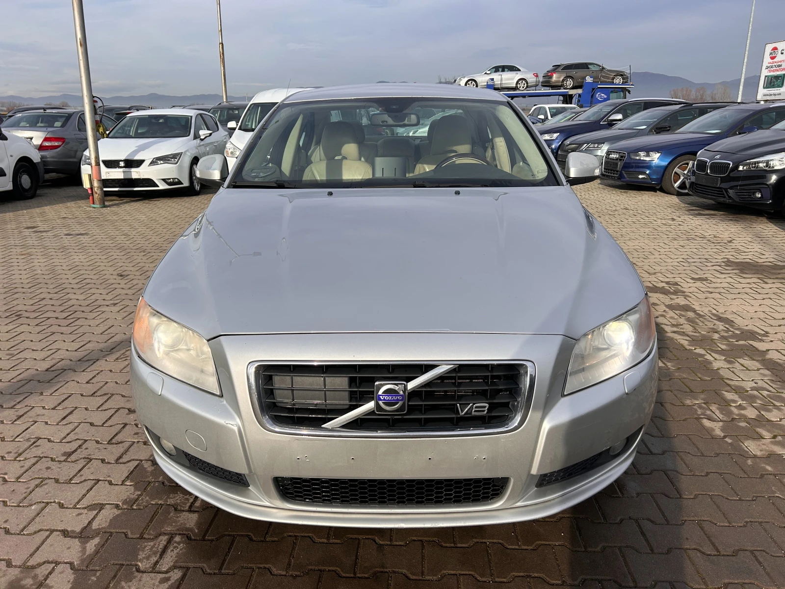 Volvo S80 4.4i V8 EXECUTIVE 4WD AVTOMAT/KOJA/NAVI - изображение 3