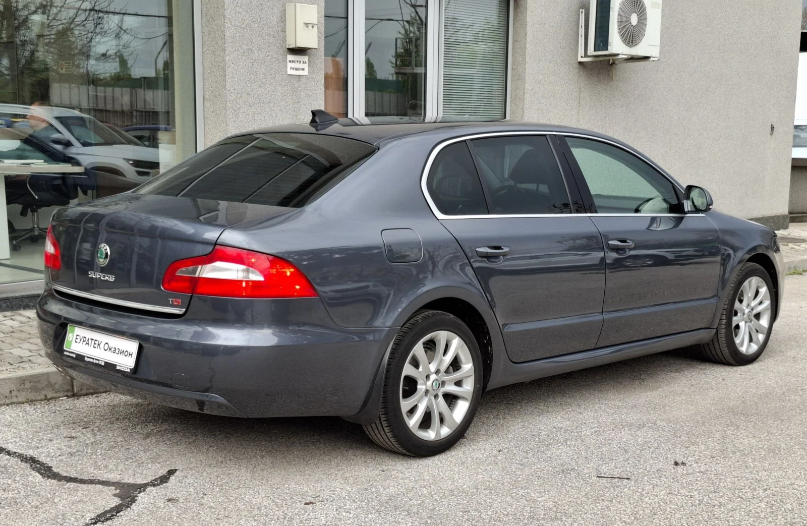 Skoda Superb 2.0 TDI - изображение 4