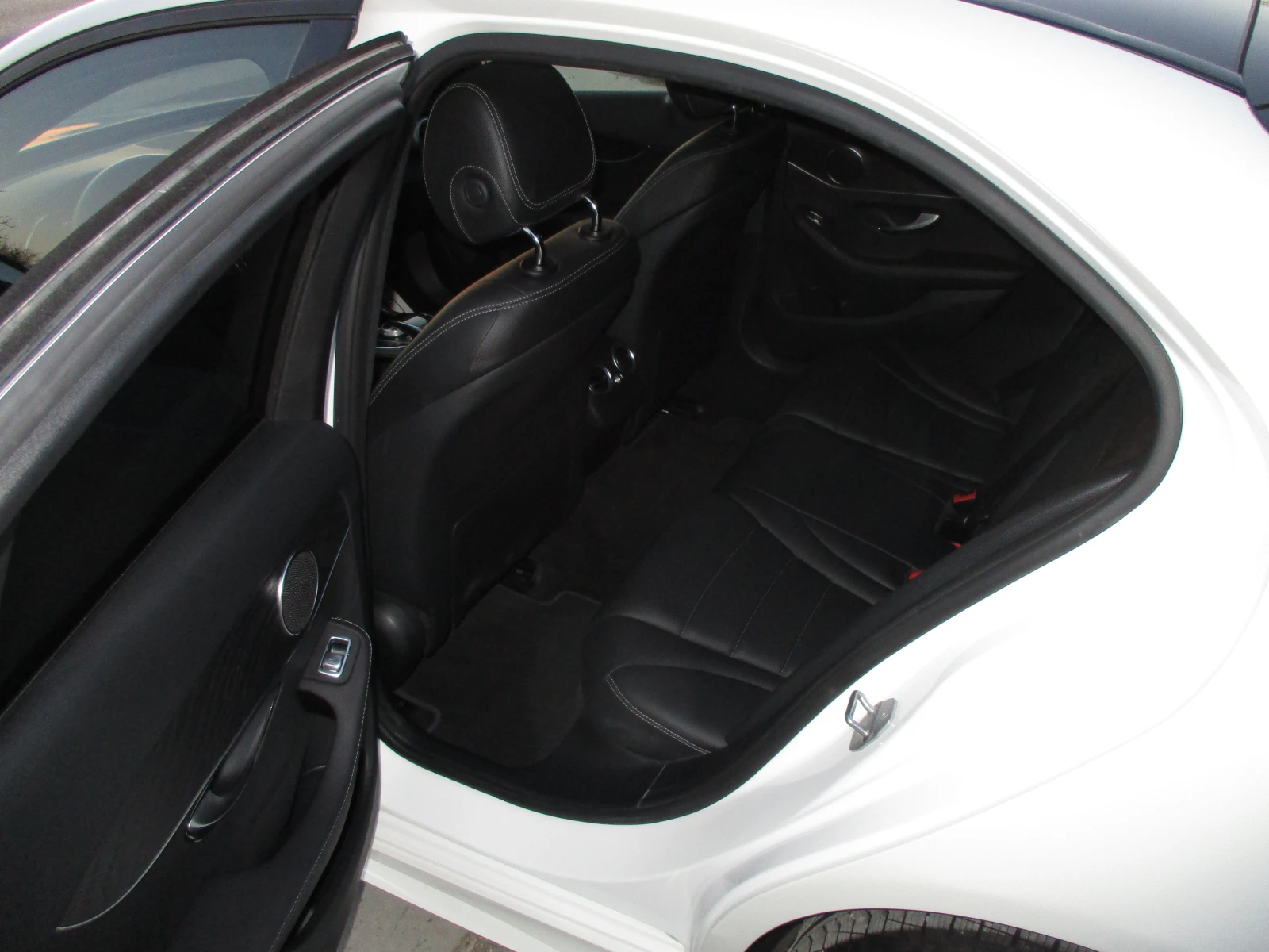 Mercedes-Benz C 300 4 MATIK/AMG-PACK/31���.��./���-������/���� ����!!! | Mobile.bg � ����������� 12