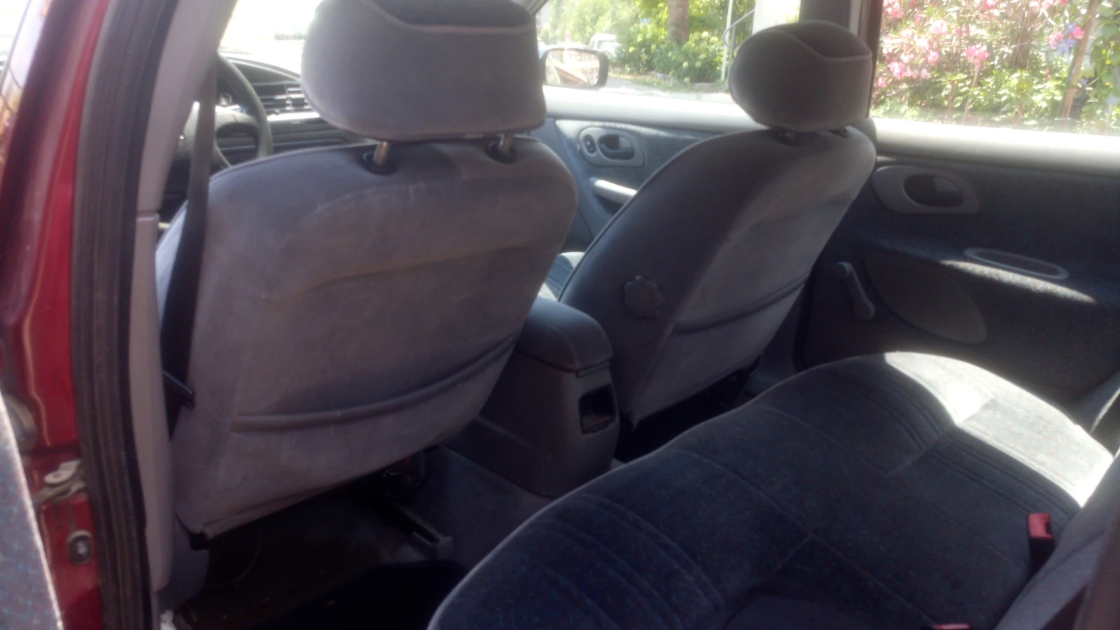 Ford Mondeo GLX - изображение 7