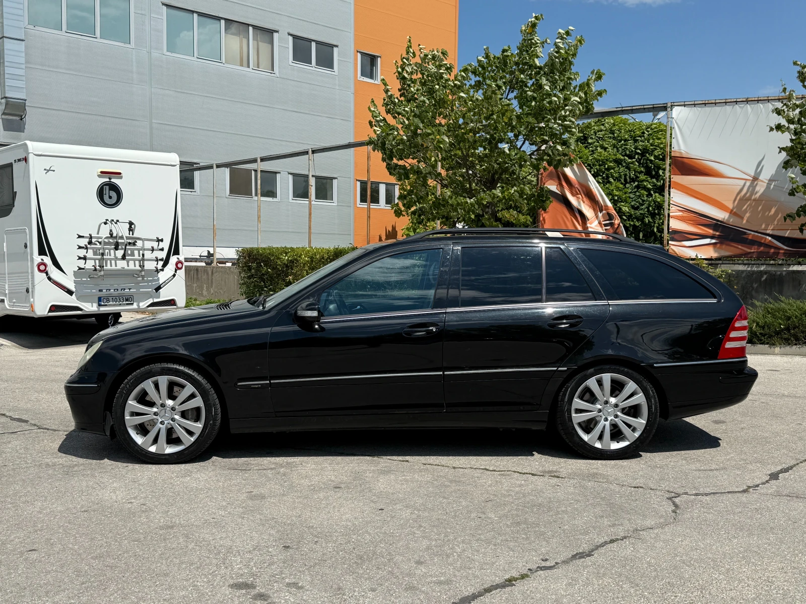 Mercedes-Benz C 230 2.5i 204 к.с. - изображение 2