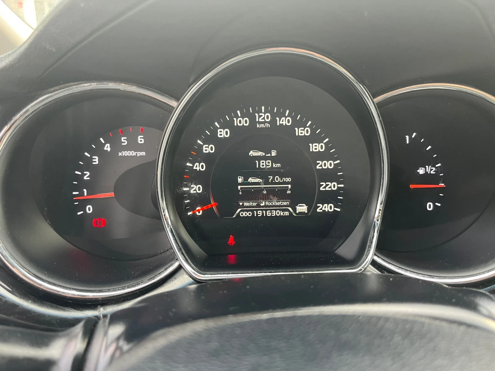 Kia Ceed 1.6 CRDI Navi | Mobile.bg — изображение 17