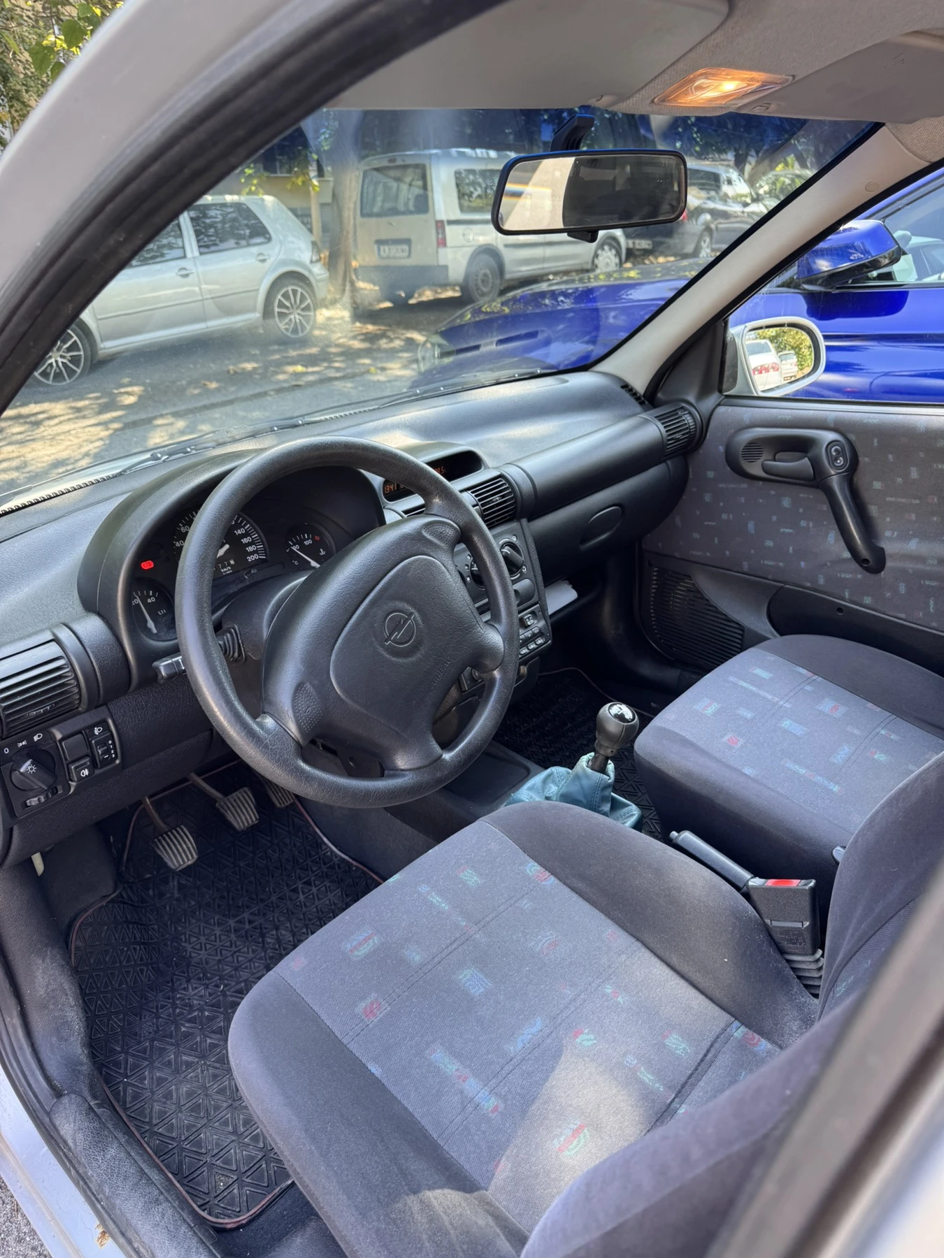 Opel Corsa  - изображение 7
