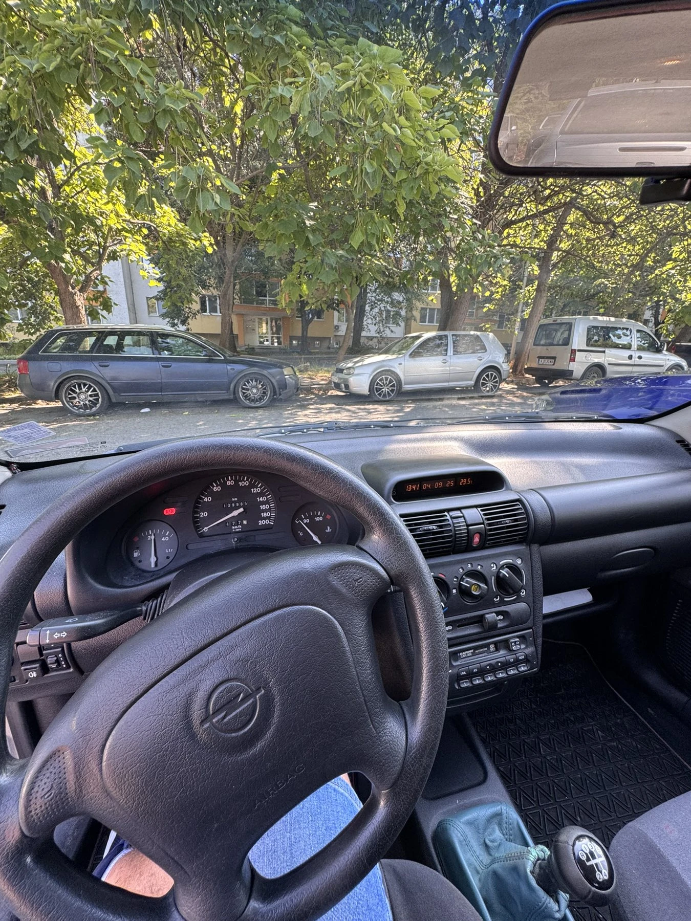 Opel Corsa  - изображение 8
