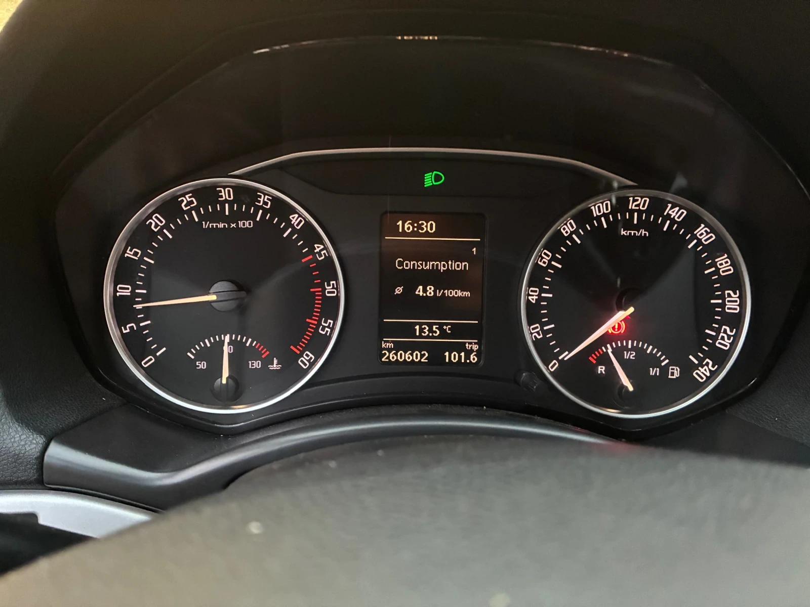 Skoda Octavia 1.6 - изображение 2