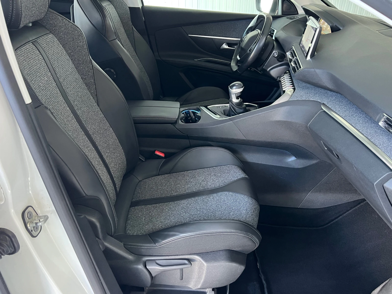 Peugeot 5008 2.0BLUE-HDI, 7�, ALLURE-KEY-GO, DISTR, FULL SERV-H | Mobile.bg � ����������� 10