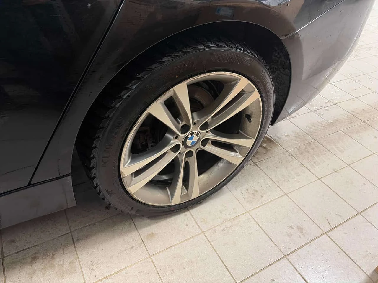 BMW 330 xDrive * SPORT LINE * PANO * �������� * CARFAX *  | Mobile.bg � ����������� 13