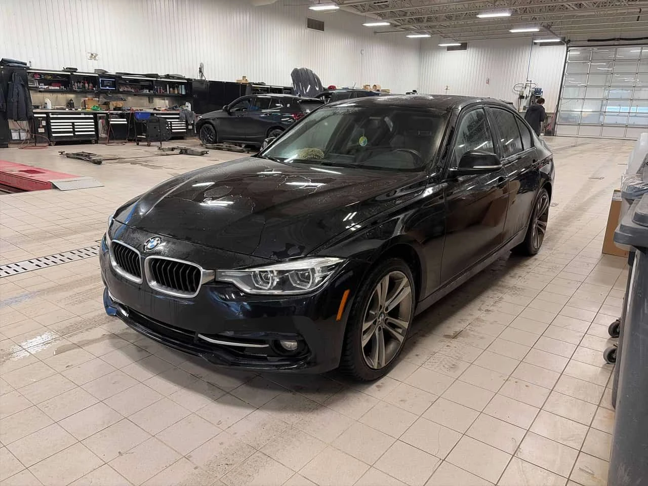 BMW 330 xDrive * SPORT LINE * PANO * �������� * CARFAX *  | Mobile.bg � ����������� 1