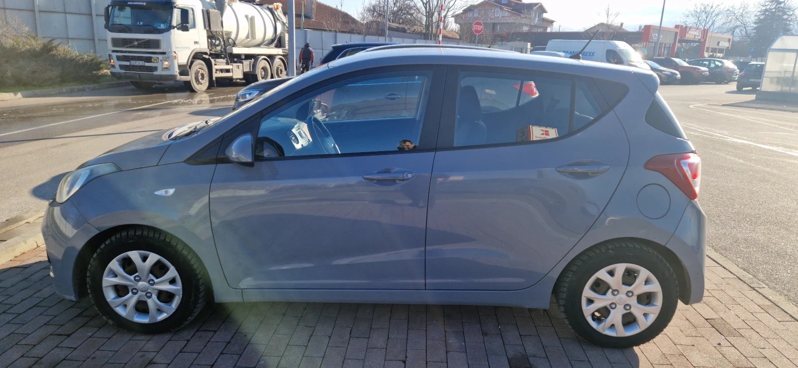 Hyundai I10, снимка 10 - Автомобили и джипове - 53710777