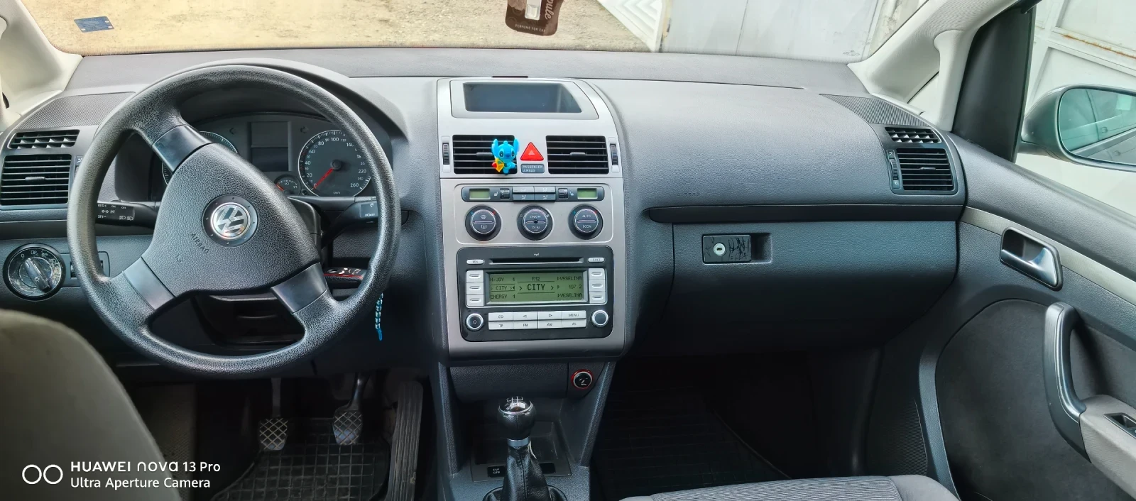 VW Touran 1.6, снимка 8 - Автомобили и джипове - 53756826