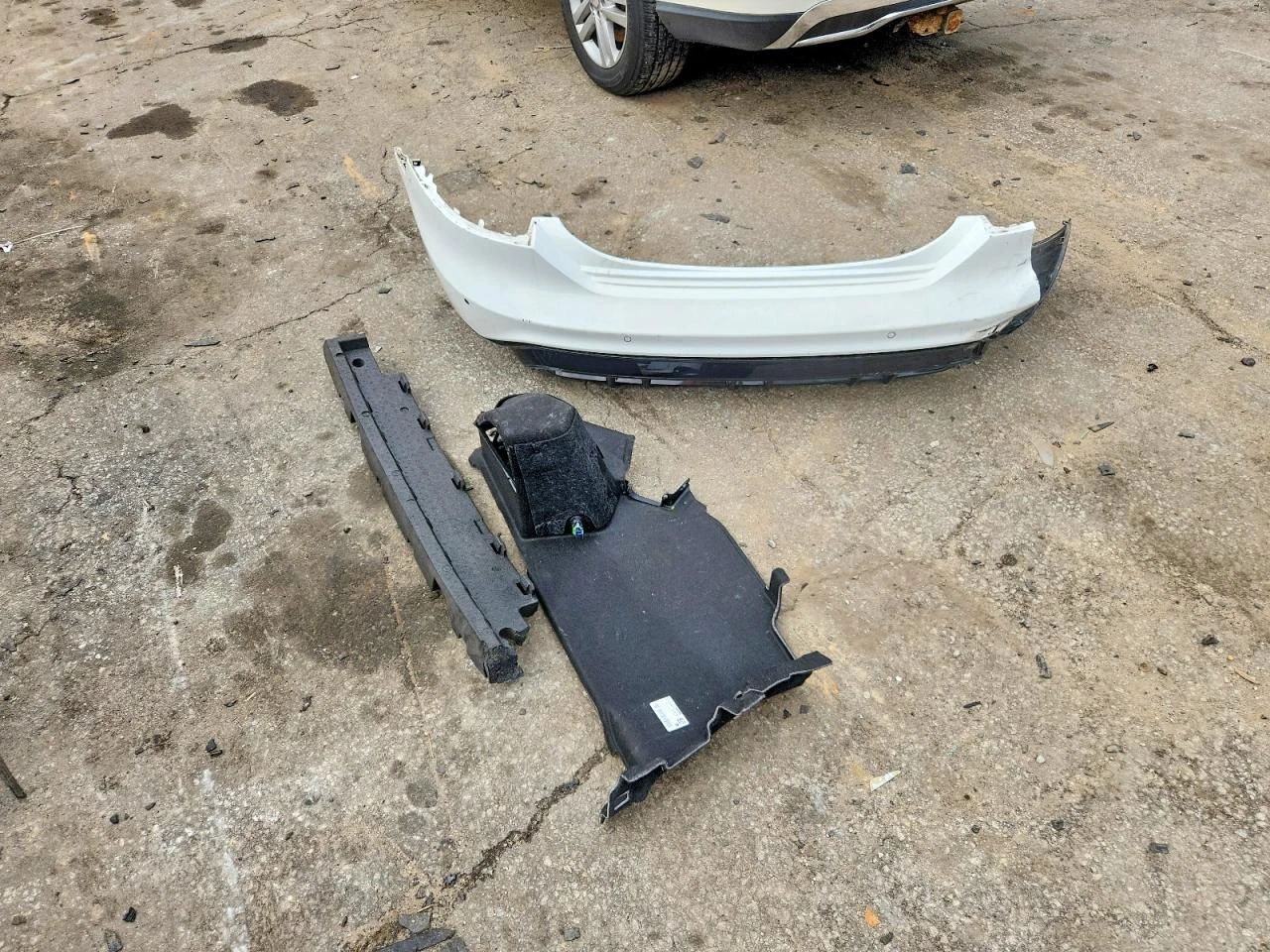 Audi E-Tron GT Prestige, снимка 12 - Автомобили и джипове - 54348260