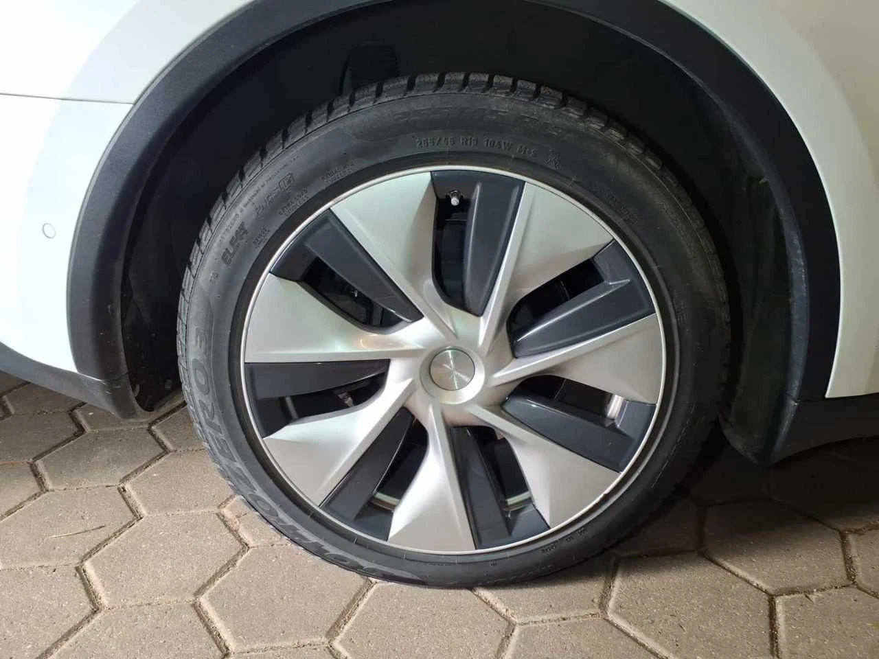 Tesla Model Y Long Range Dual Motor, снимка 7 - Автомобили и джипове - 54398655