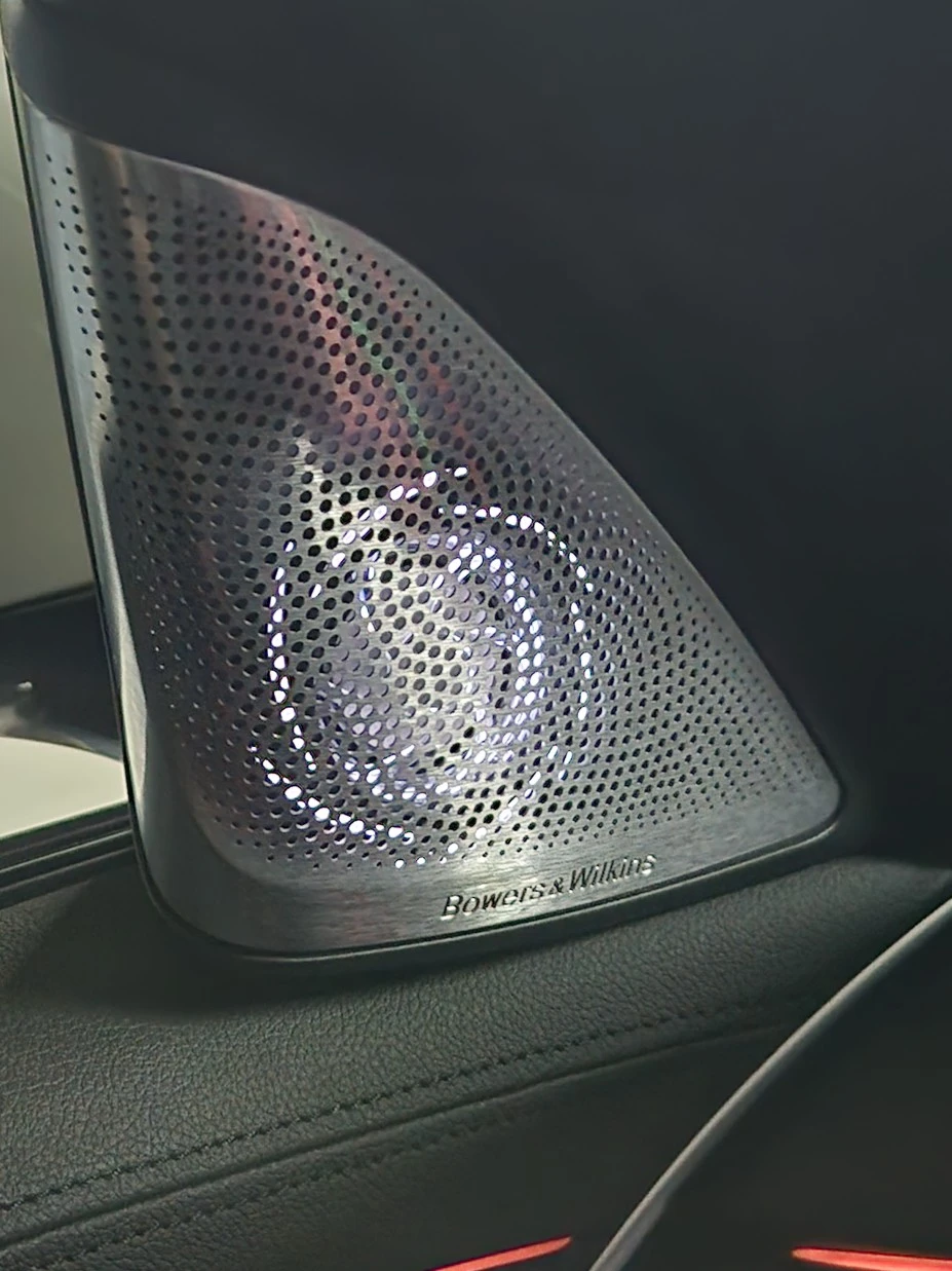 BMW 540 * DISTRONIC * Bowers & Wilkins * M PACK, снимка 12 - Автомобили и джипове - 54412134