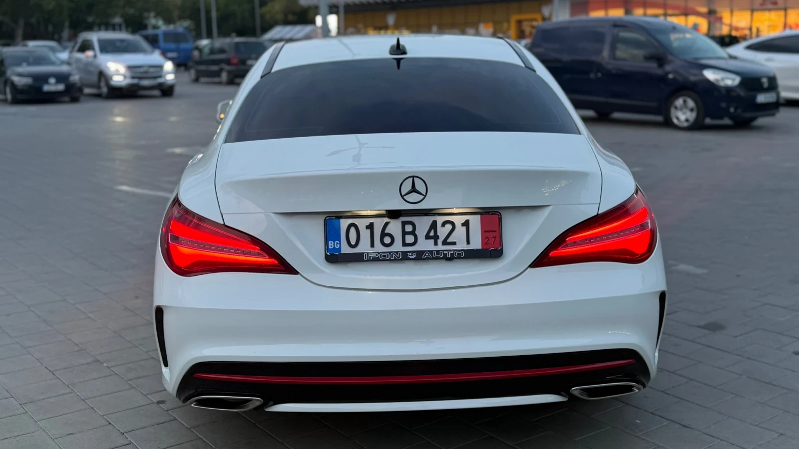 Mercedes-Benz CLA 250 4matic* AMG* М.Точка* ПАНОРАМА* КАМЕРА* ПОДГРЕВ* D, снимка 3 - Автомобили и джипове - 55368186
