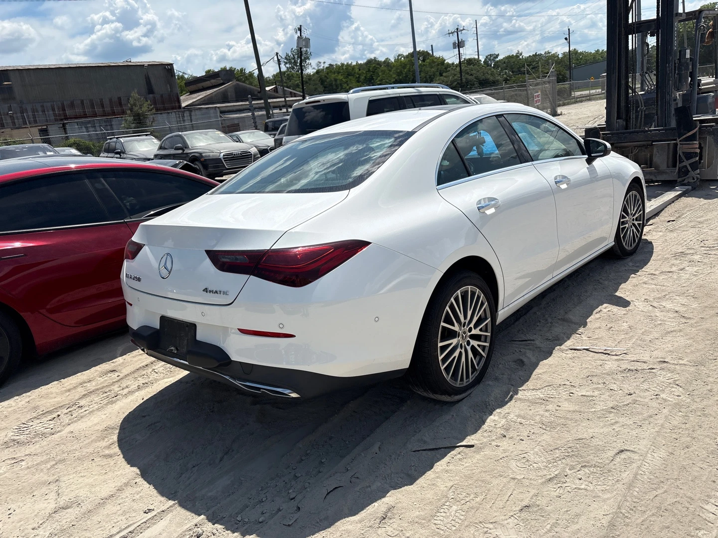 Mercedes-Benz CLA 250 4х4 MATIC ЕКСТРИ НОВОТО CLA НА половин Цена, снимка 3 - Автомобили и джипове - 54815321