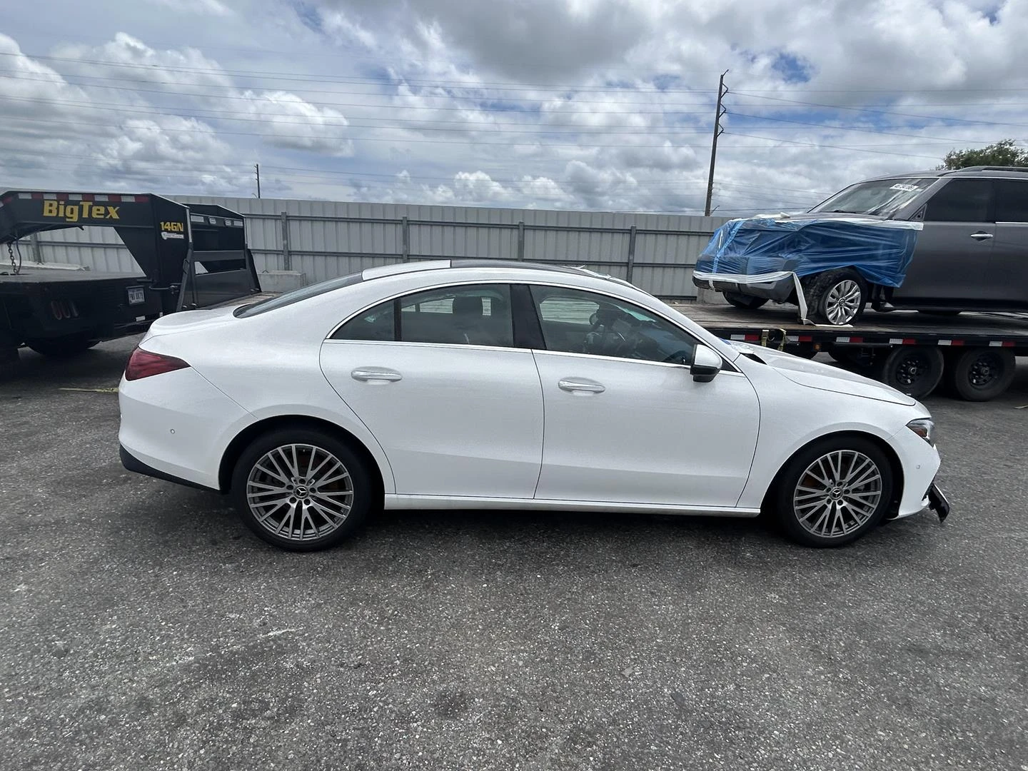Mercedes-Benz CLA 250 4х4 MATIC ЕКСТРИ НОВОТО CLA НА половин Цена, снимка 2 - Автомобили и джипове - 54815321