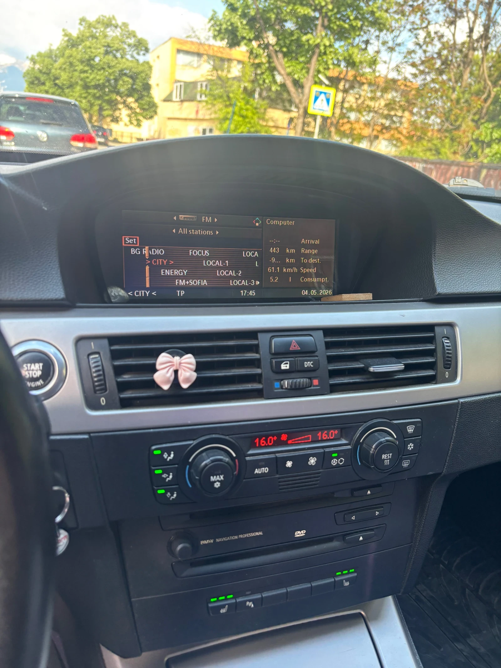 BMW 320 D NAVI PODGEV AUTO, снимка 10 - Автомобили и джипове - 54858217