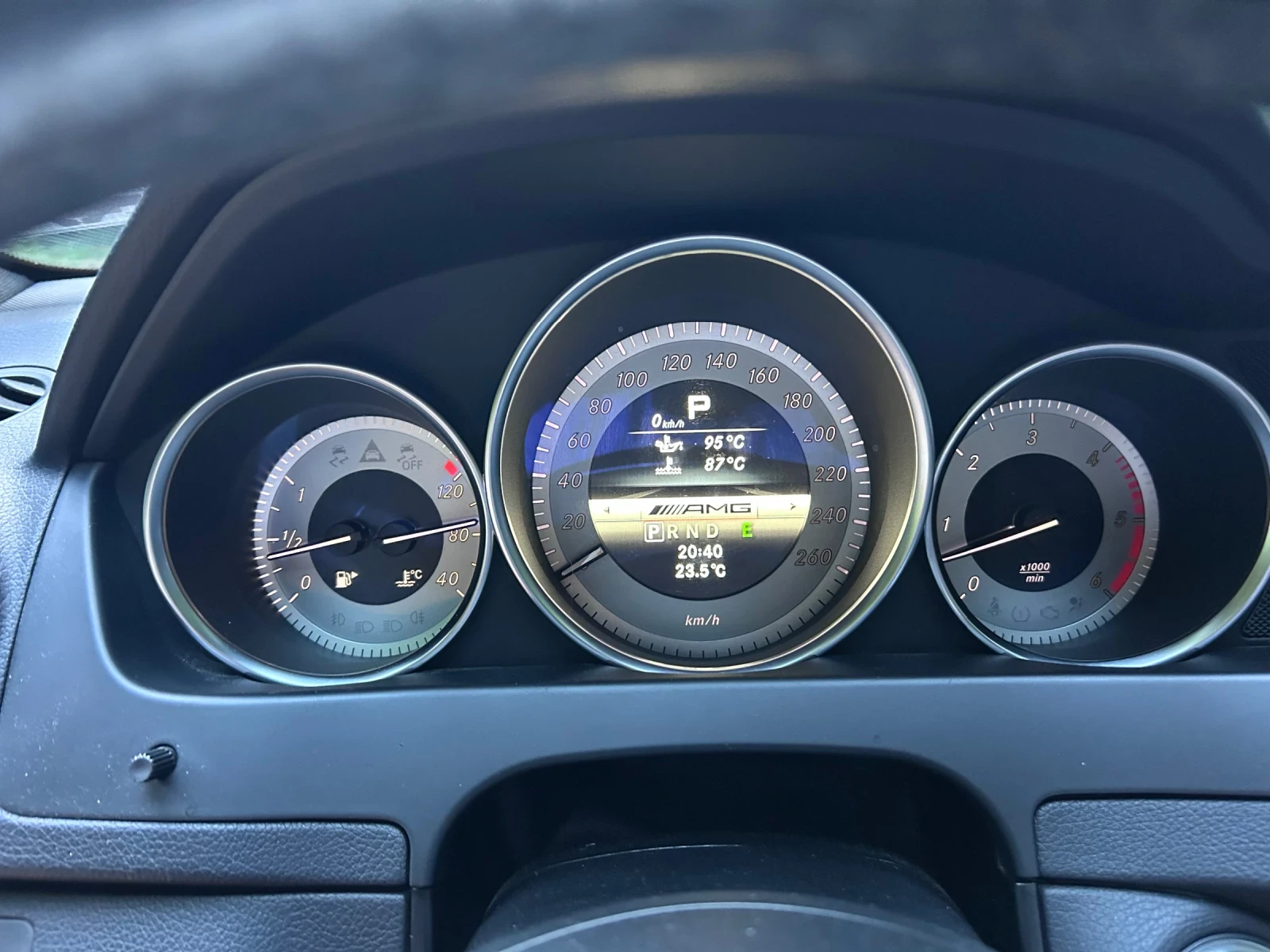 Mercedes-Benz C 300 4 MATIC AMG PACK, снимка 9 - Автомобили и джипове - 54994746