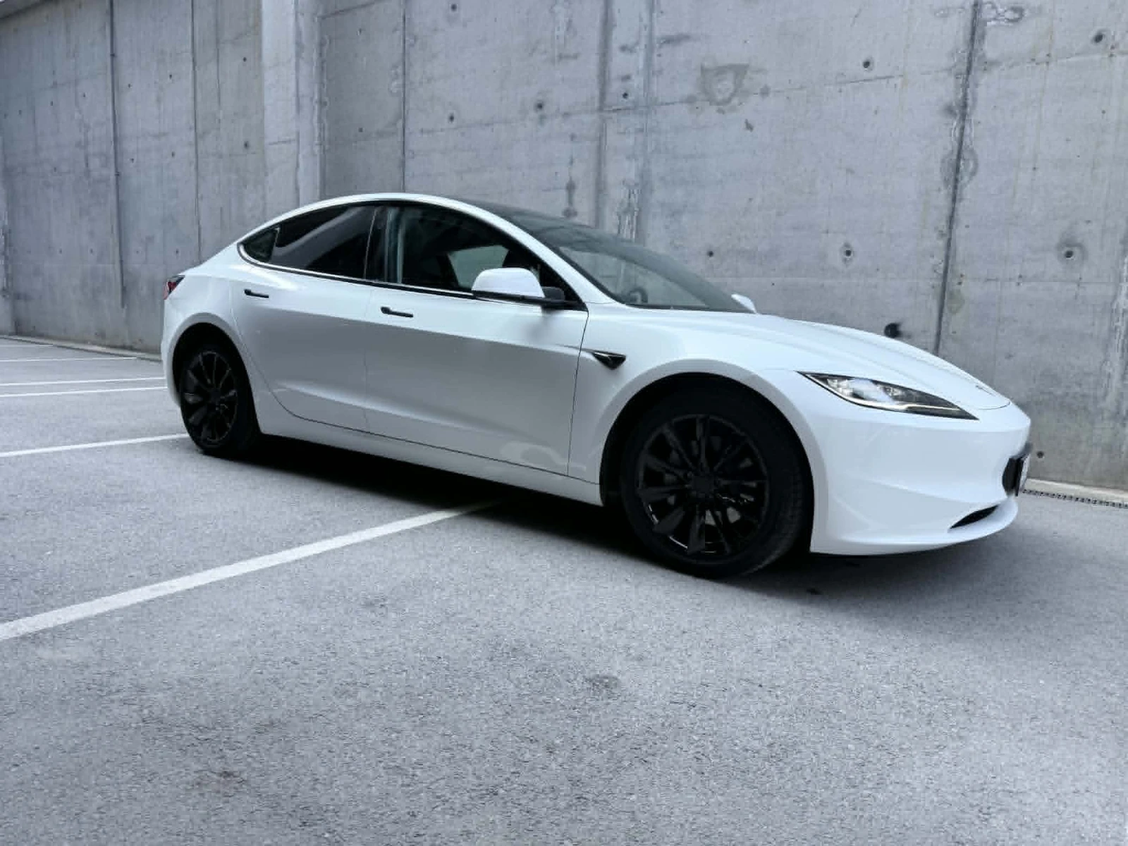 Tesla Model 3 Highland RWD Пълна гаранция, снимка 2 - Автомобили и джипове - 55066685