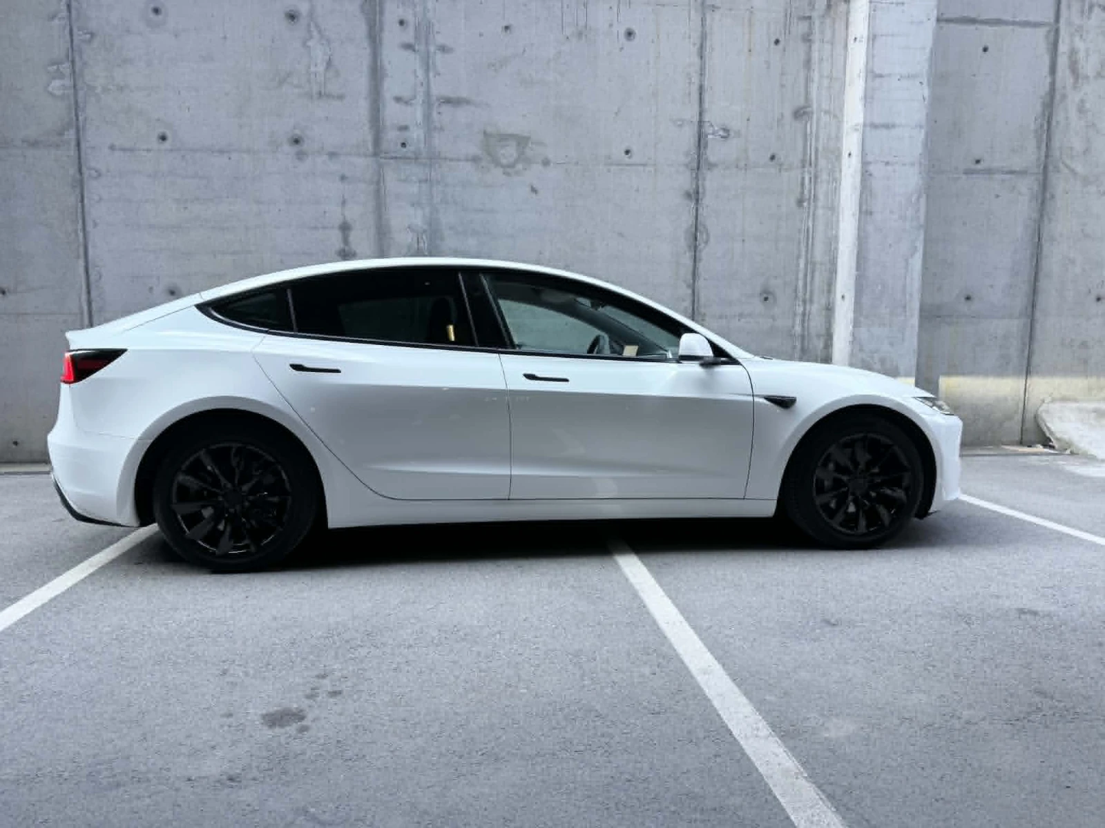 Tesla Model 3 Highland RWD Пълна гаранция, снимка 5 - Автомобили и джипове - 55066685