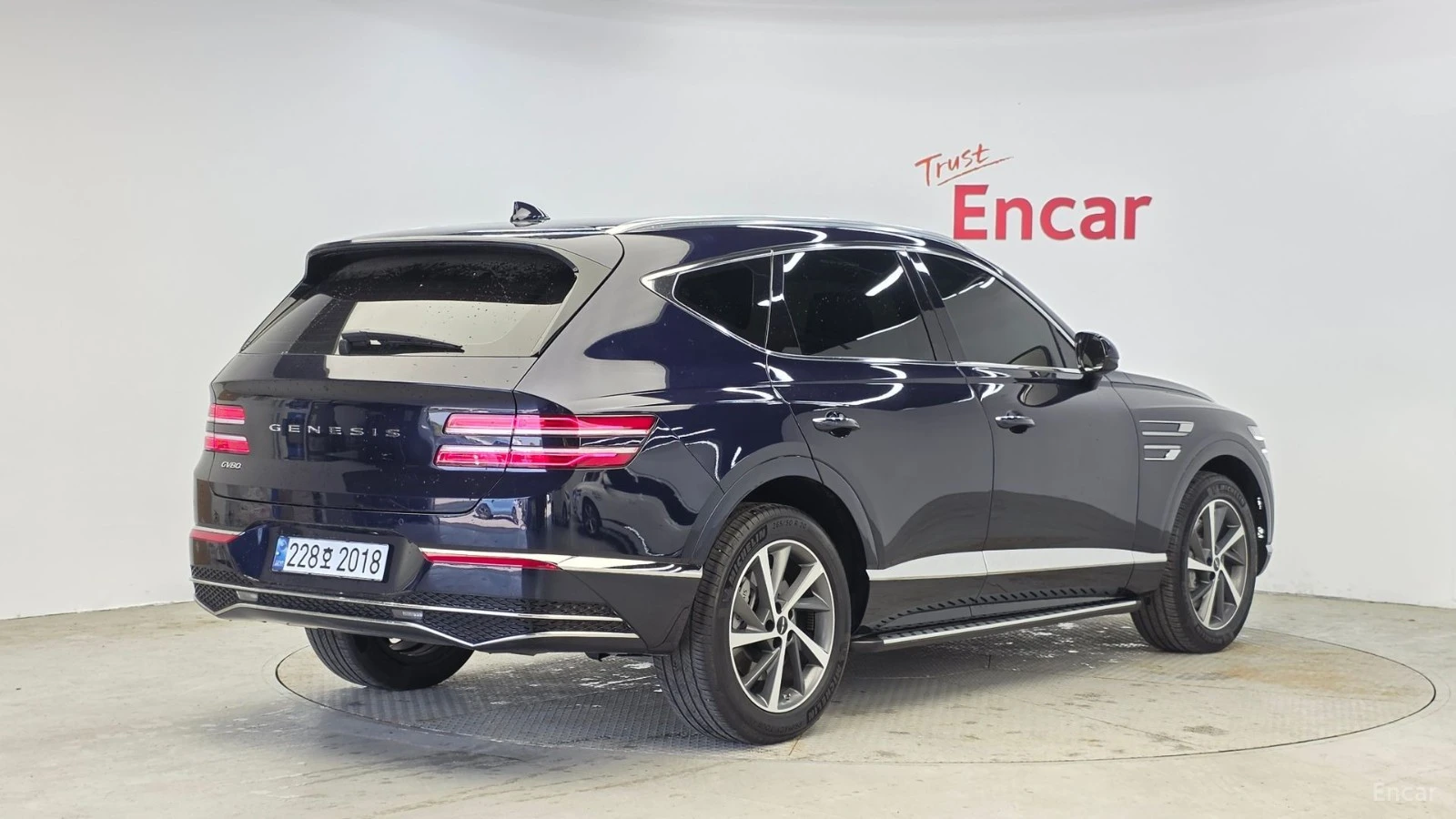 Genesis GV80 2.5T 2WD* КОЖА* ОБДУХВ* НАВИ, снимка 2 - Автомобили и джипове - 55509141