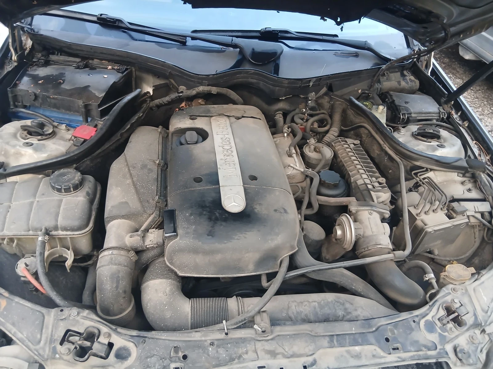 Mercedes-Benz C 220 220, снимка 17 - Автомобили и джипове - 56040007