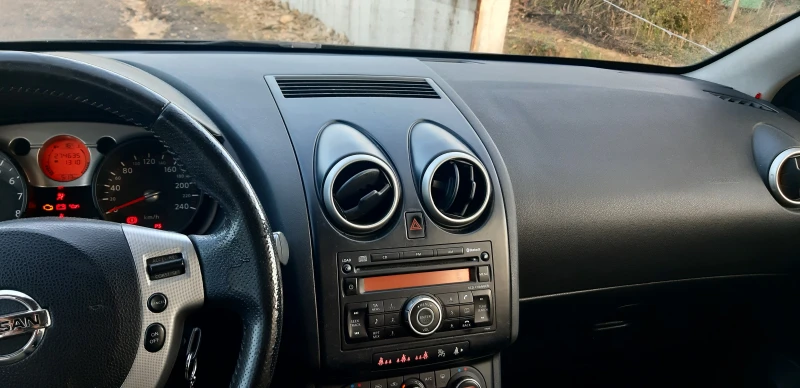Nissan Qashqai, снимка 5 - Автомобили и джипове - 52225466