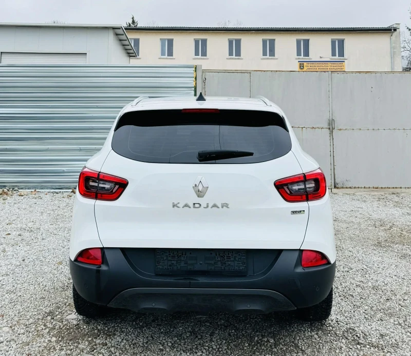 Renault Kadjar АВТОМАТ* BOSE , снимка 14 - Автомобили и джипове - 52878233