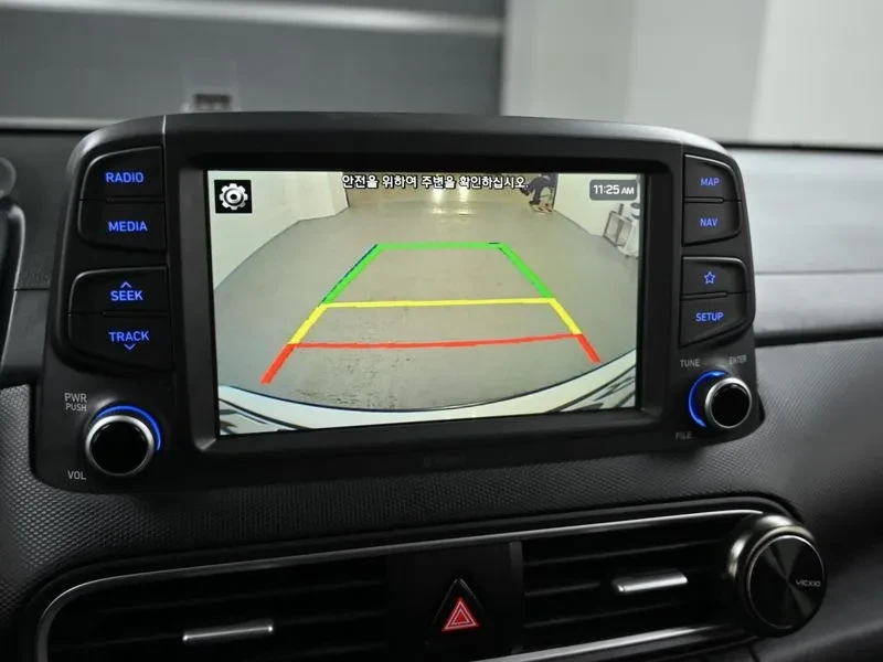 Hyundai Kona 1.6Т, снимка 15 - Автомобили и джипове - 54253009