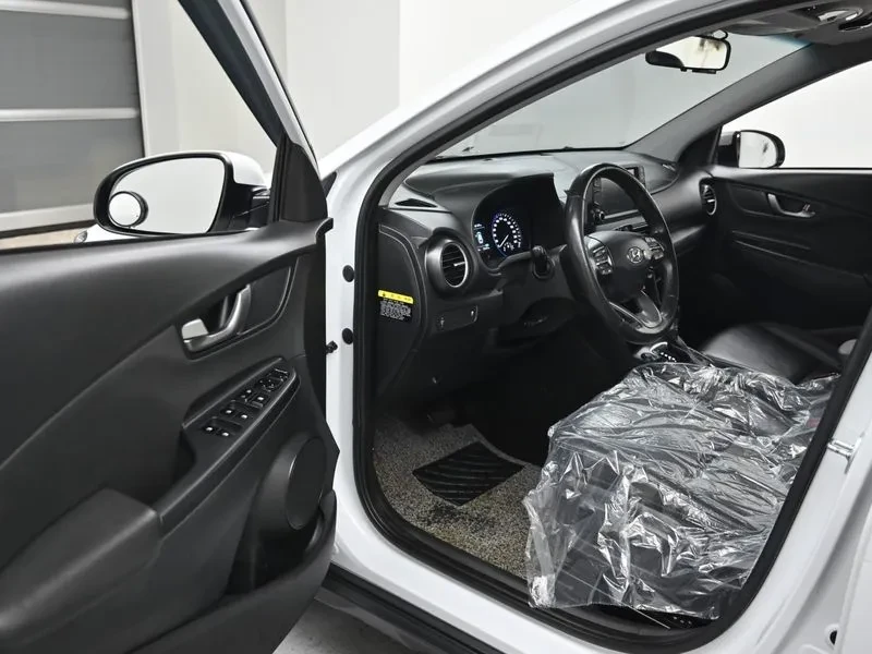 Hyundai Kona 1.6Т, снимка 11 - Автомобили и джипове - 54253009
