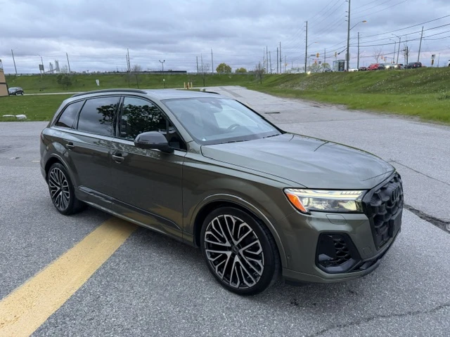 Audi SQ7 TFSI QUATTRO | 2025 | МАСАЖ | B&O | 360  | HUD, снимка 3 - Автомобили и джипове - 55835366