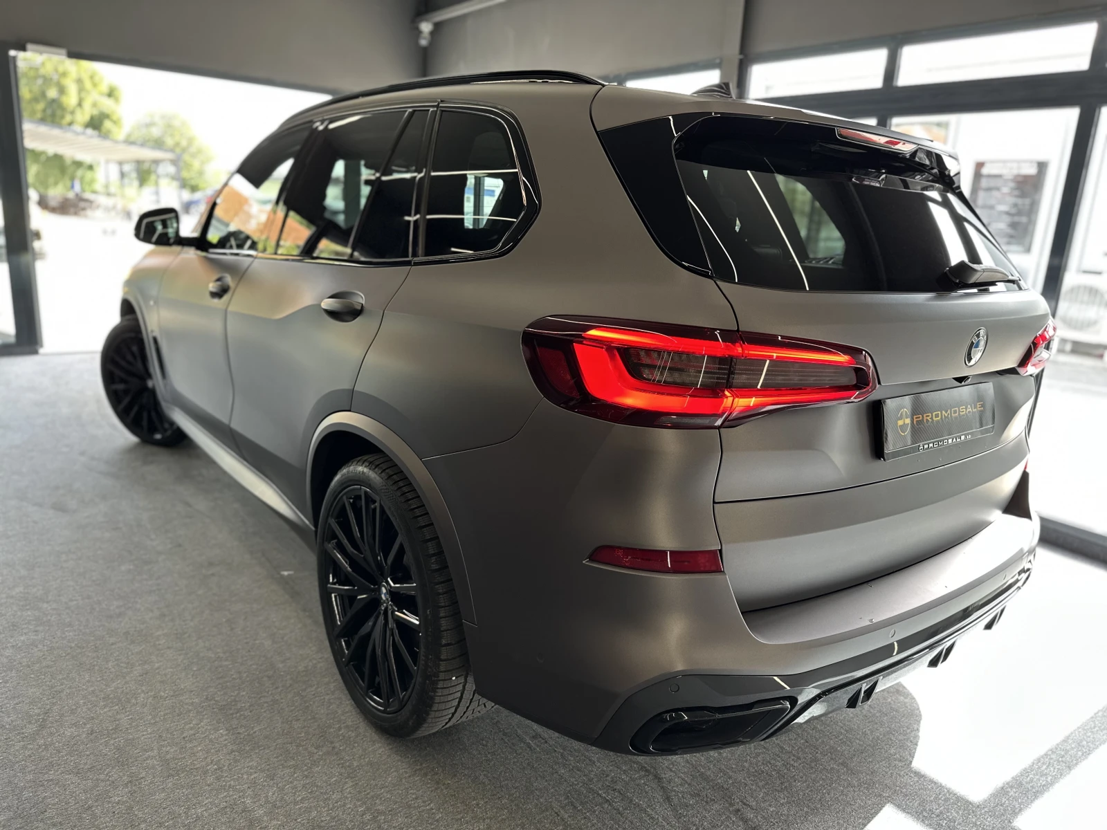 BMW X5 M50i* V8* BiTurbo* Гаранция*  - изображение 4