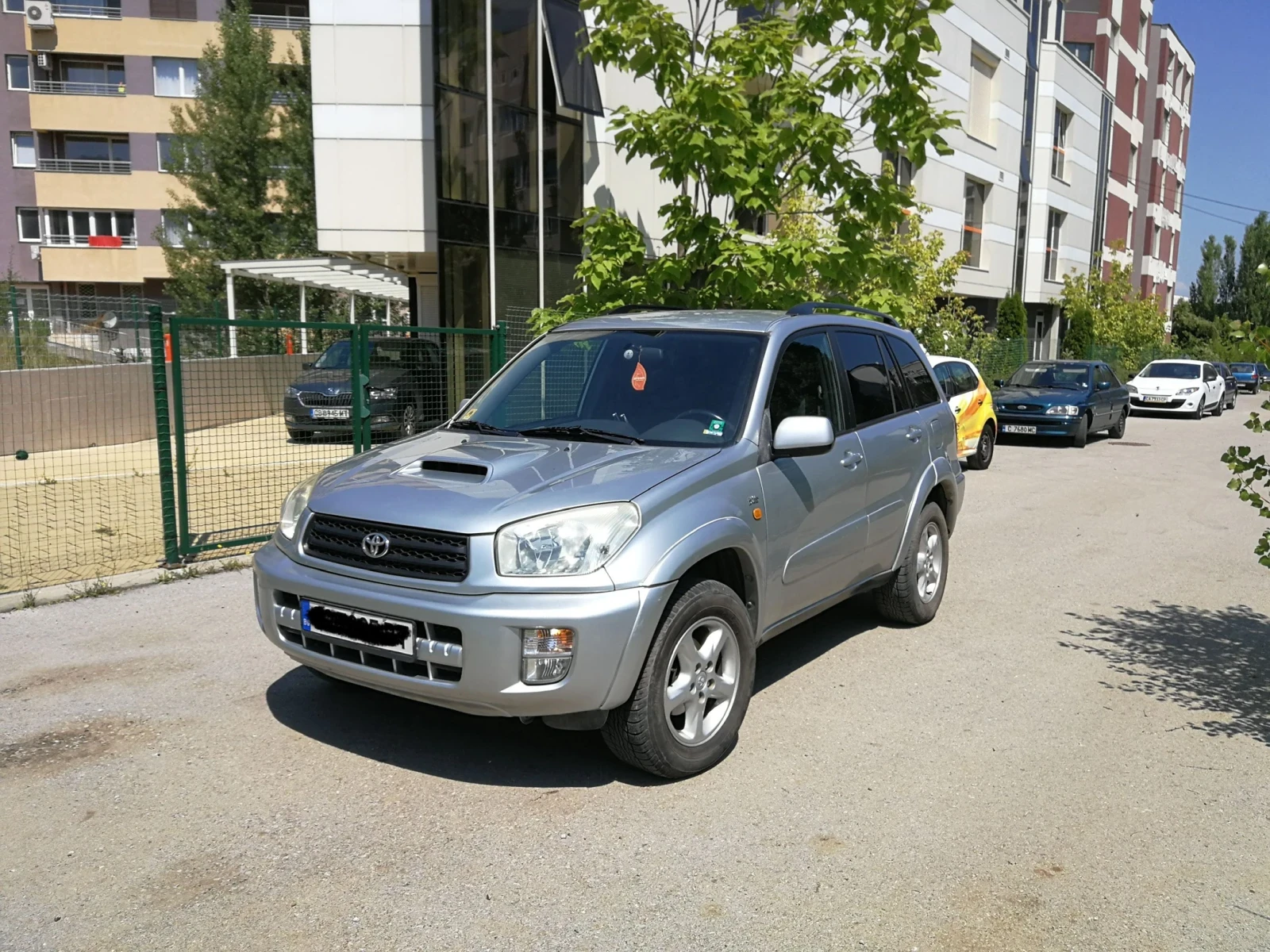 Toyota Rav4 2.0 D4D - изображение 4