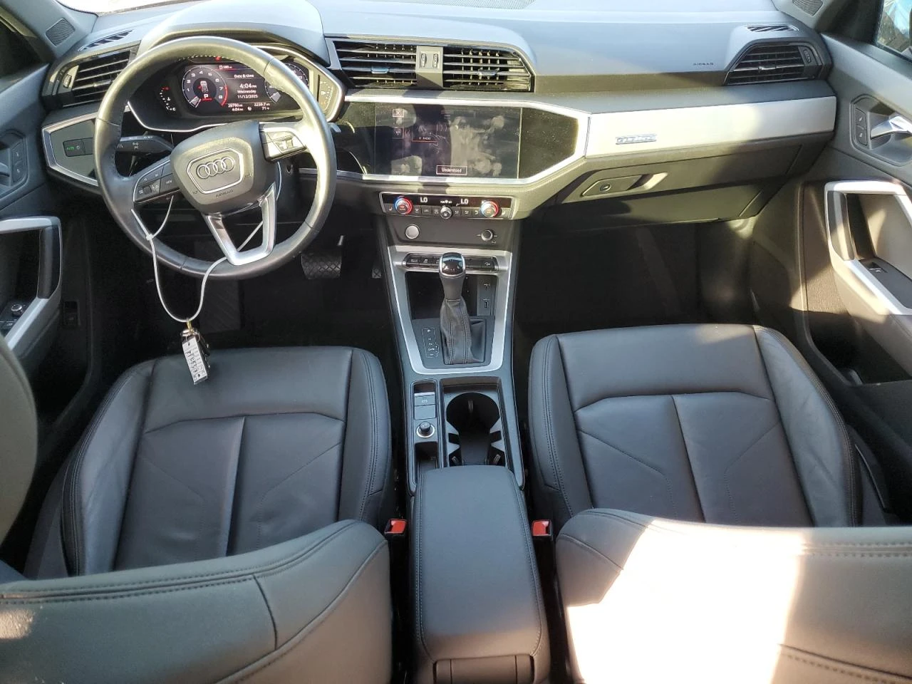 Audi Q3 * TOP* VIRTUAL* PANO* 40k km *  - изображение 8