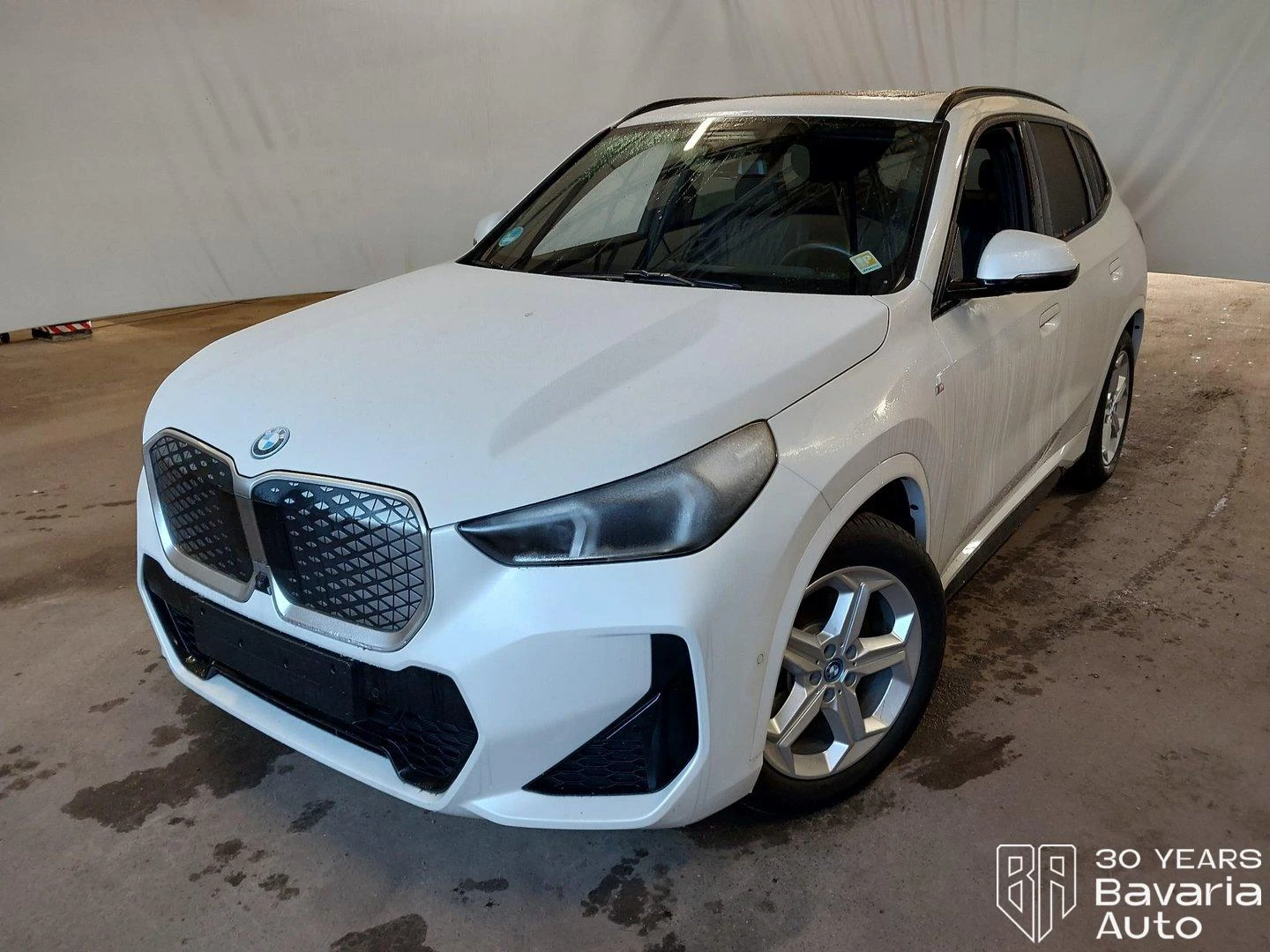 BMW iX1 30 xDrive M Sport Paket | Mobile.bg � ����������� 1