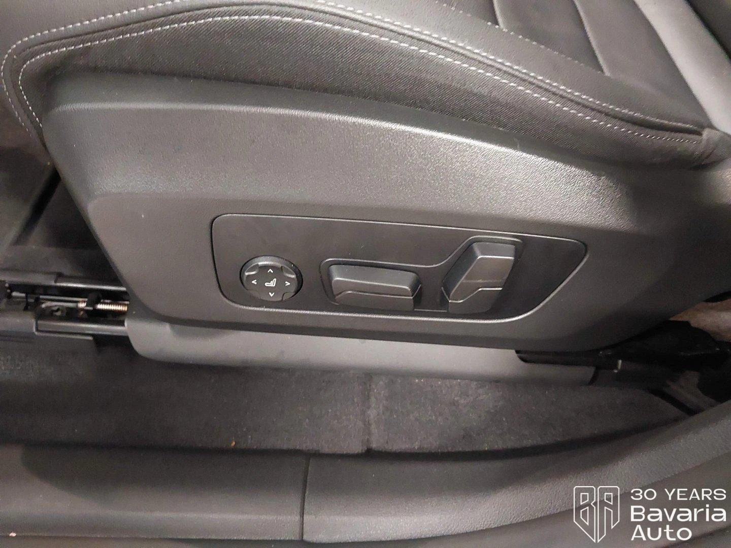 BMW iX1 30 xDrive M Sport Paket | Mobile.bg � ����������� 13