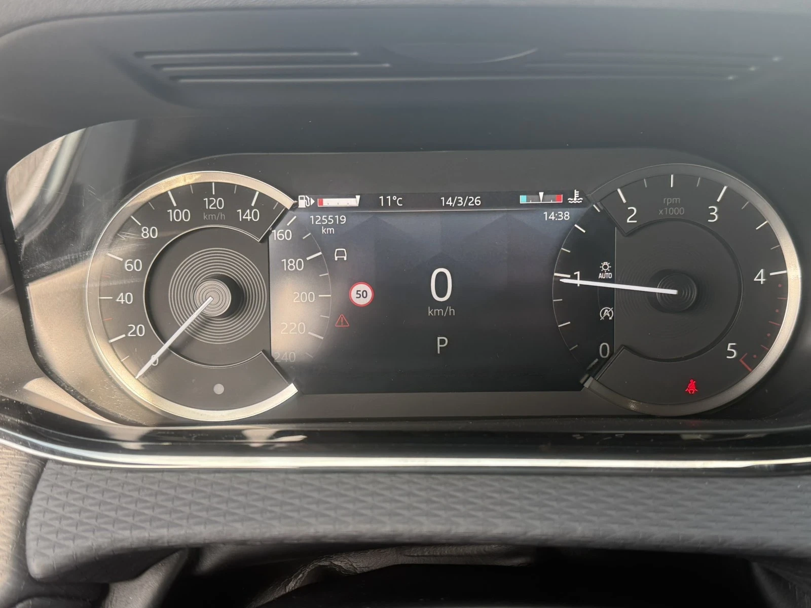 Land Rover Range Rover Evoque R-DYNAMIC S AWD Mild Hybrid , снимка 13 - Автомобили и джипове - 53839183