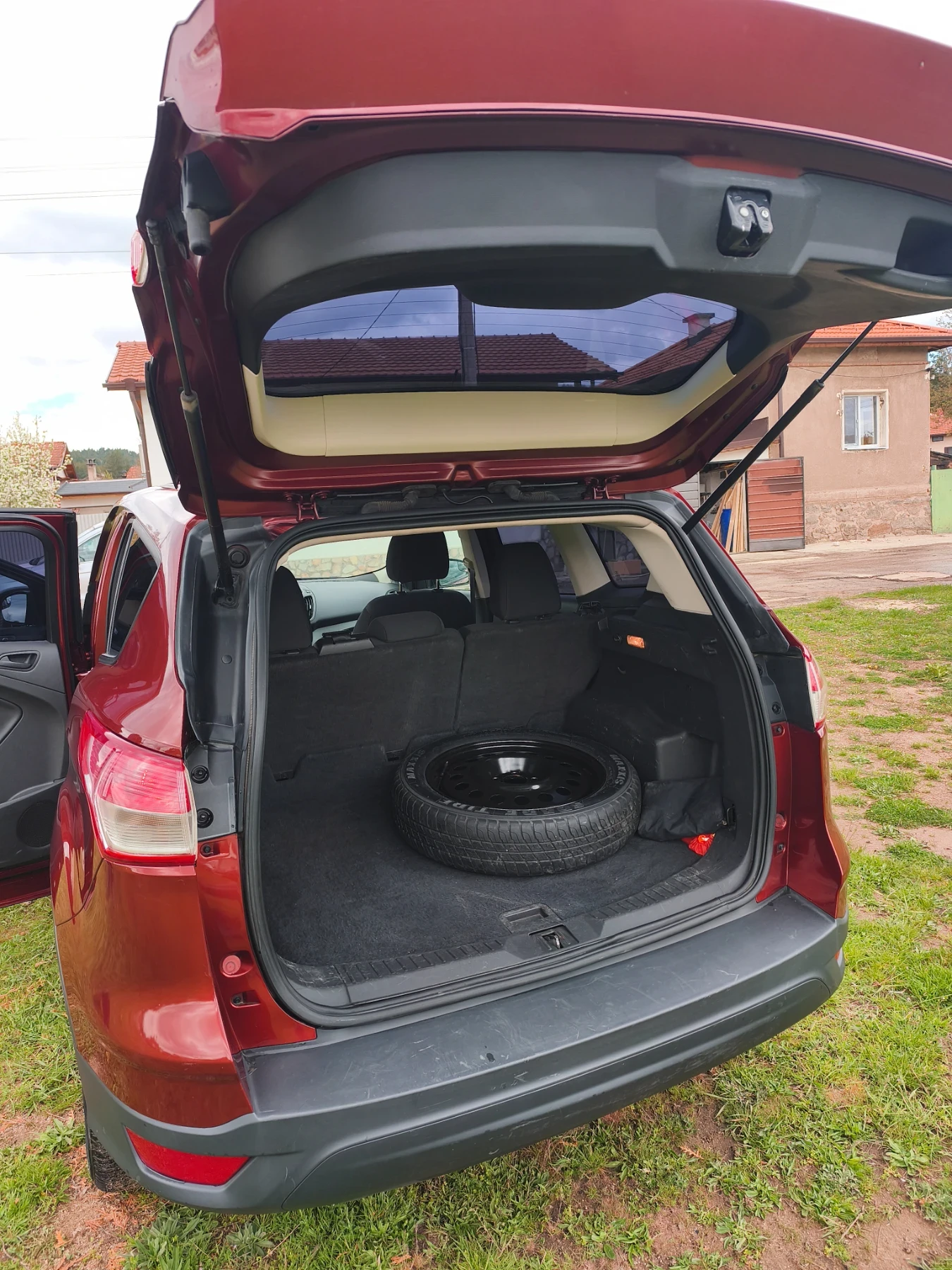 Ford Kuga Ford Kuga Escape 2.5 с газова уредба , снимка 9 - Автомобили и джипове - 54400818