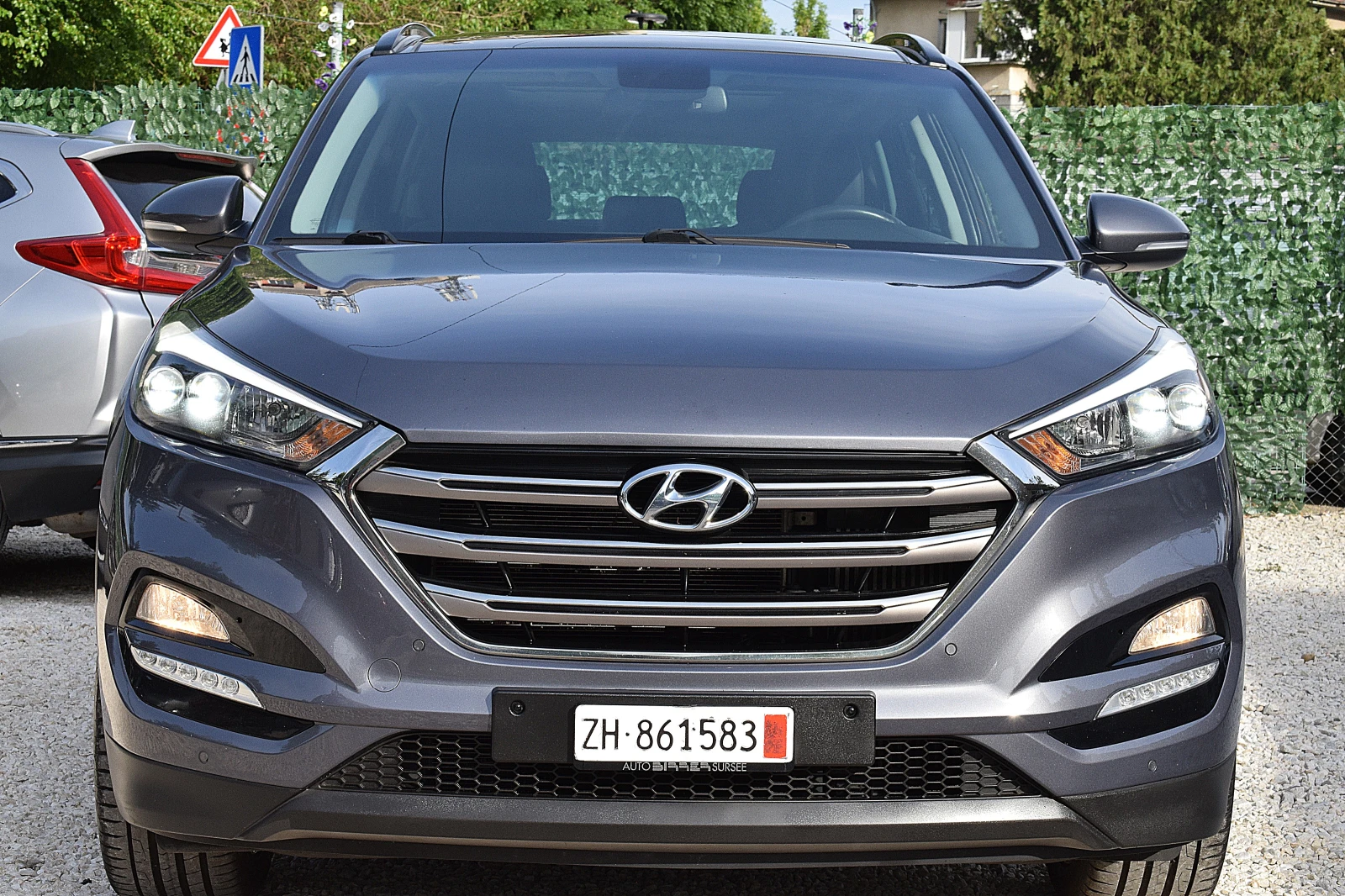Hyundai Tucson 2.0ШВЕЙЦАРИЯ/VERTEX/4x4/АВТОМАТИК/КАМЕРА, снимка 2 - Автомобили и джипове - 54611536
