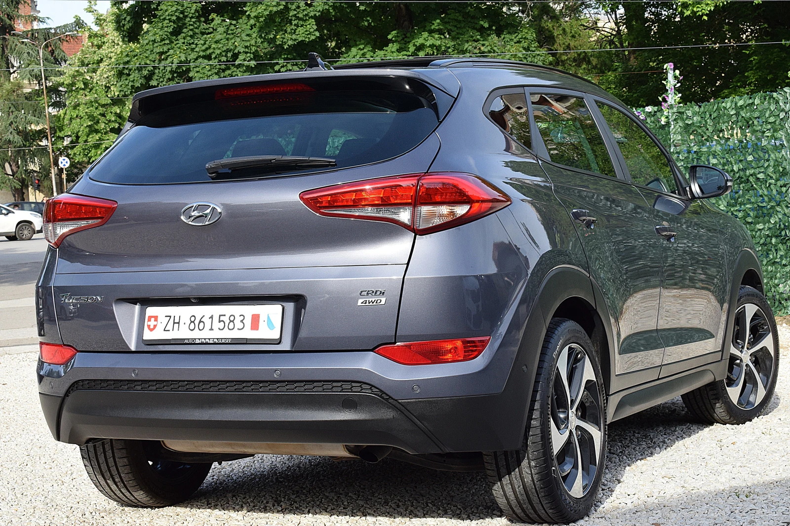 Hyundai Tucson 2.0ШВЕЙЦАРИЯ/VERTEX/4x4/АВТОМАТИК/КАМЕРА, снимка 4 - Автомобили и джипове - 54611536
